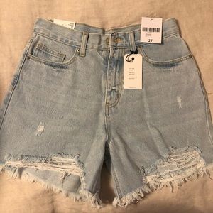 Relaxed fit mom shorts